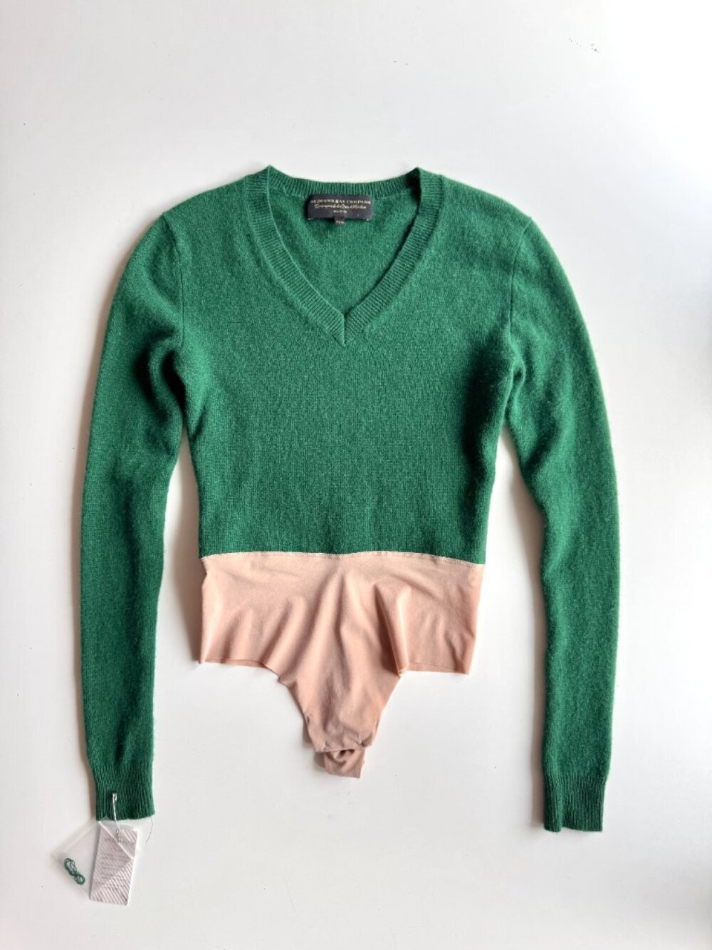 HBC HUDSON'S BAY Green 100% Cashmere Knit V-Neck Sweater Bodysuit, Size XS - Picture 6 of 14